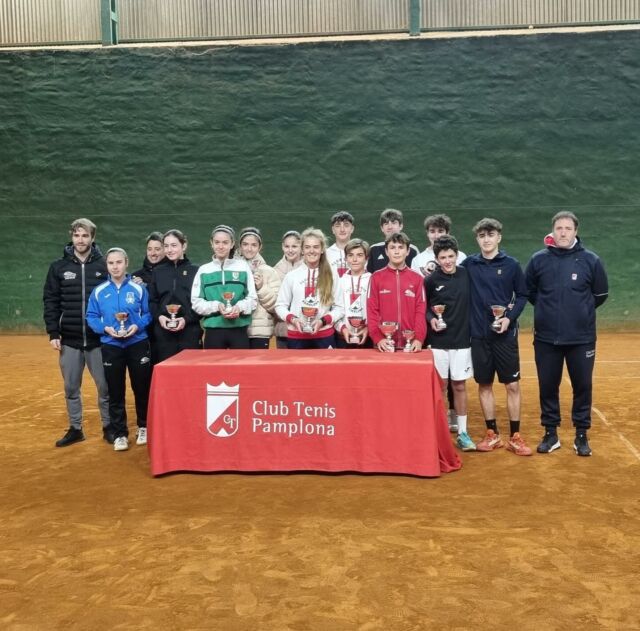 ✅ 1º torneo Circuito Cadete “Intersport Irabia-Dunlop”

1️⃣🏆 Eneritz García e Íñigo Rezusta
1️⃣🥈 Alicia Viguria y Nicolás Zúñiga

2️⃣🏆 Eduardo Echeverría
2️⃣🥈 Ángel Olaverri

🫱🏻‍🫲🏼🏆 Orradre/Gil y González/Muñoz
🫱🏻‍🫲🏼🥈 Beramendi/Beramendi y Ruiz/Rezusta

¡Enhorabuena a todos/as!